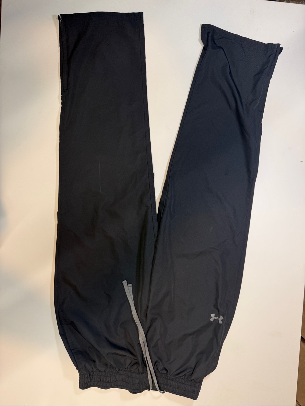 Under Armour Black Navy Blue Loose HeatGear Mesh Shorts